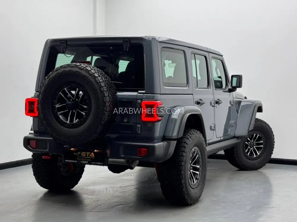 Jeep Wrangler 2024 for Sale in Dubai Image-6