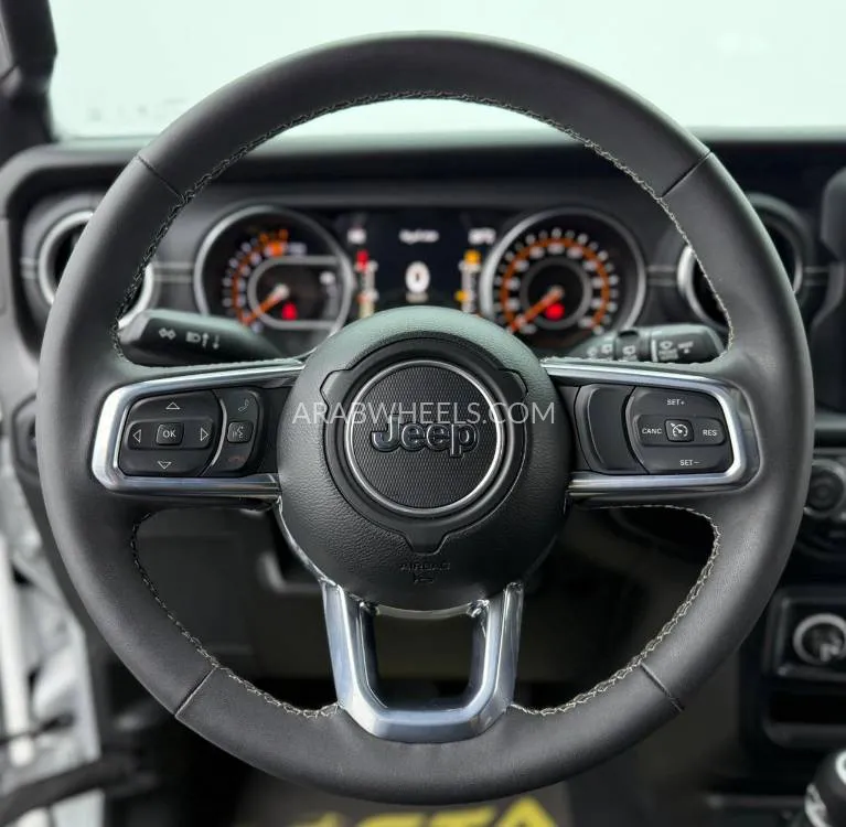 جيب رانجلر 2023 for Sale in دبي Image-7