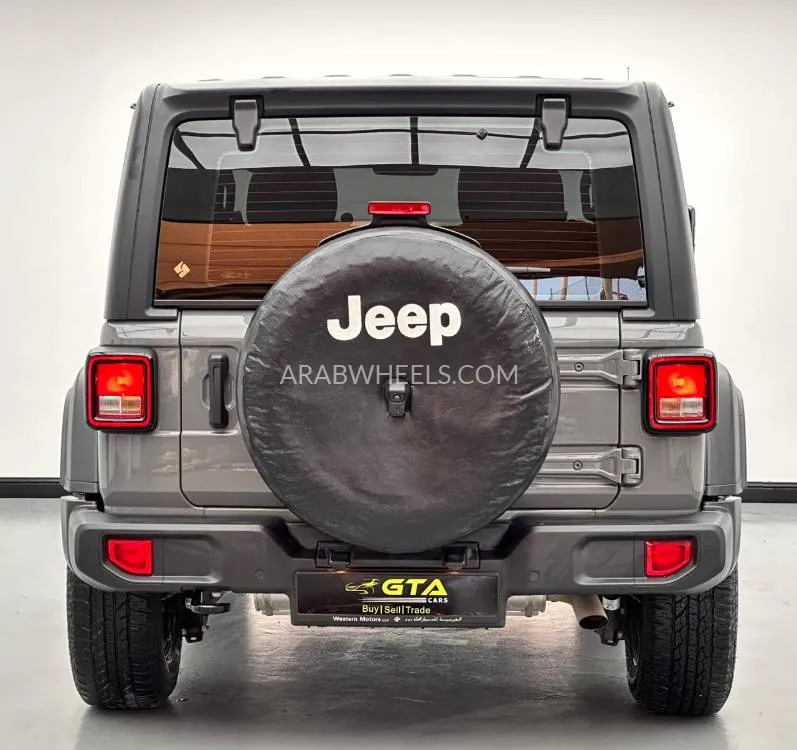 Jeep Wrangler 2023 for Sale in Dubai Image-5