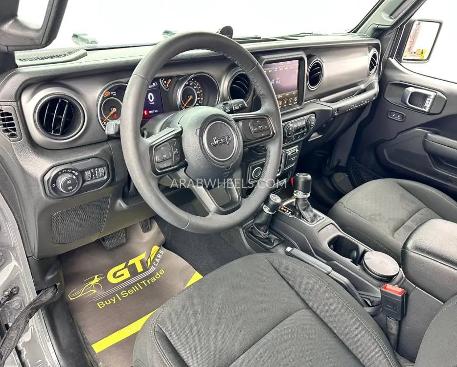 Jeep Wrangler 2023 for Sale in Dubai Image-8