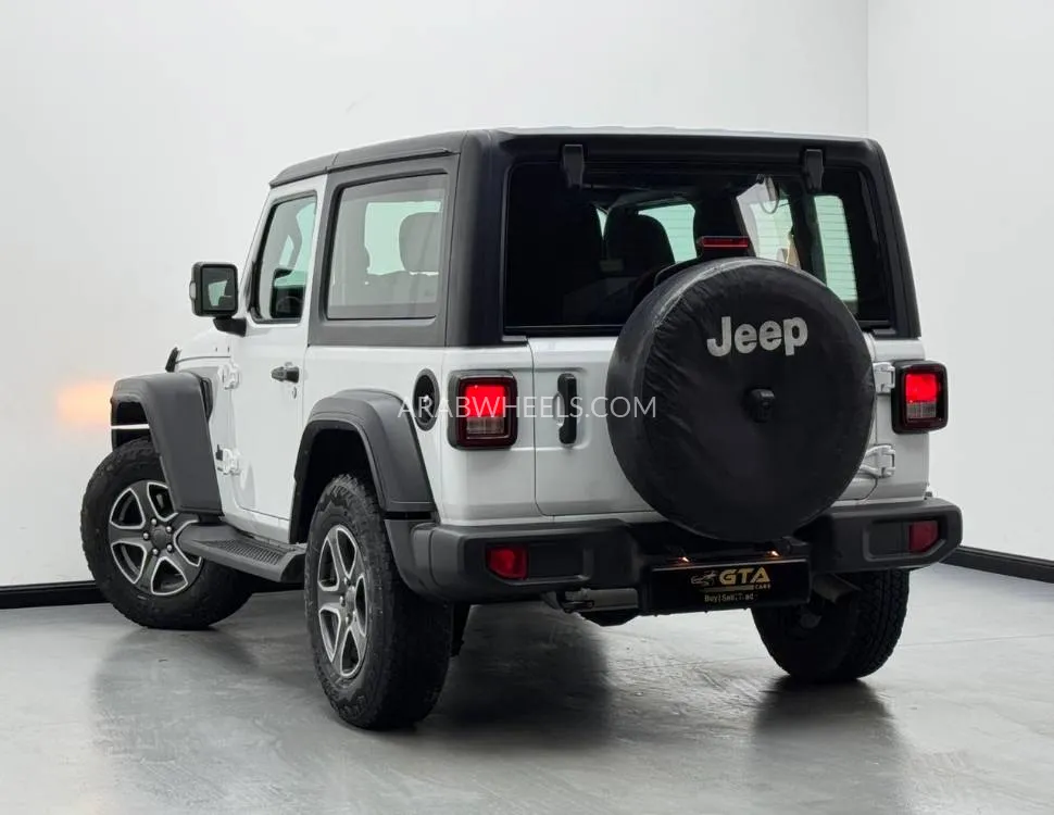Jeep Wrangler 2023 for Sale in Dubai Image-6