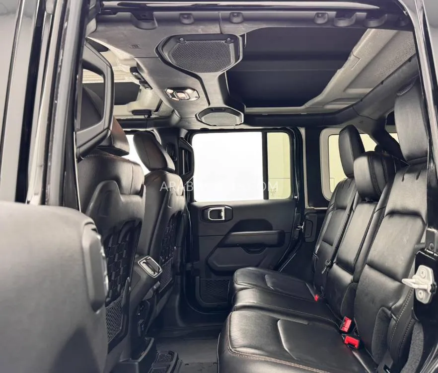 Jeep Wrangler 2023 for Sale in Dubai Image-13