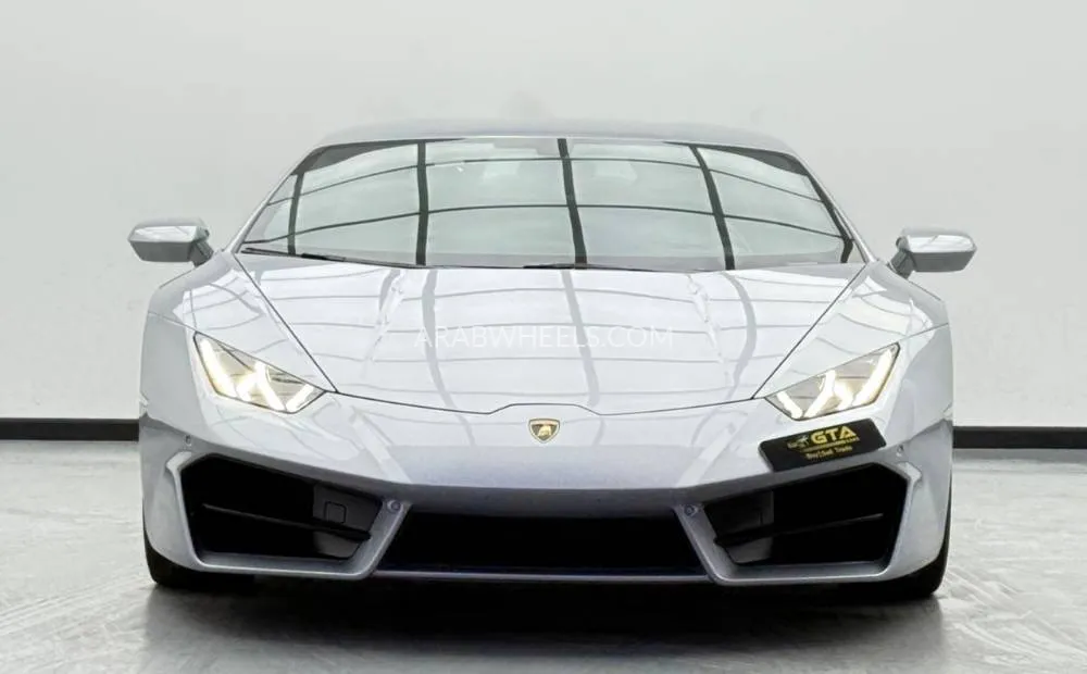 Lamborghini Huracan 2016 for Sale in Dubai Image-2