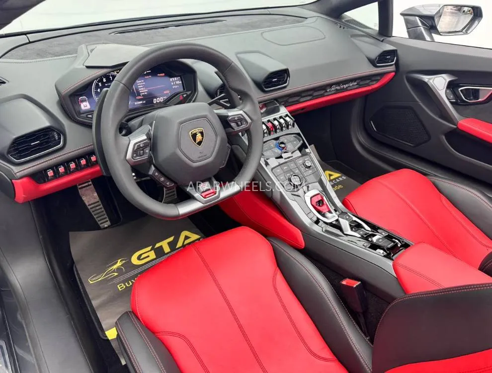 Lamborghini Huracan 2018 for Sale in Dubai Image-12