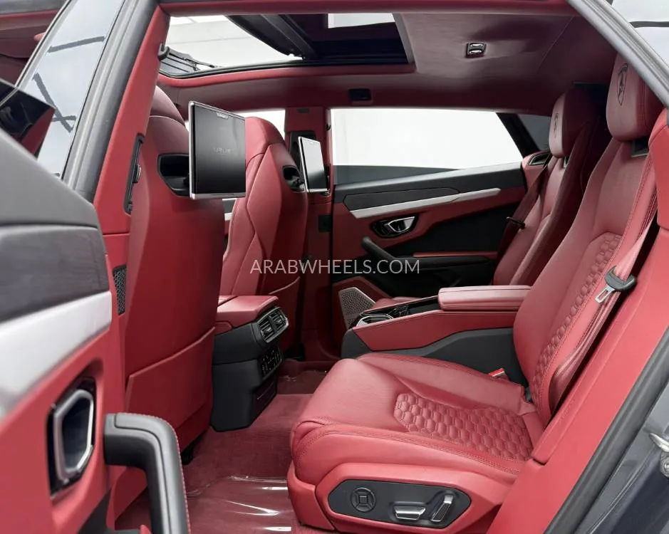 Lamborghini Urus 2020 for Sale in Dubai Image-15
