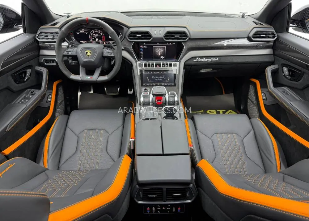 Lamborghini Urus 2024 for Sale in Dubai Image-9