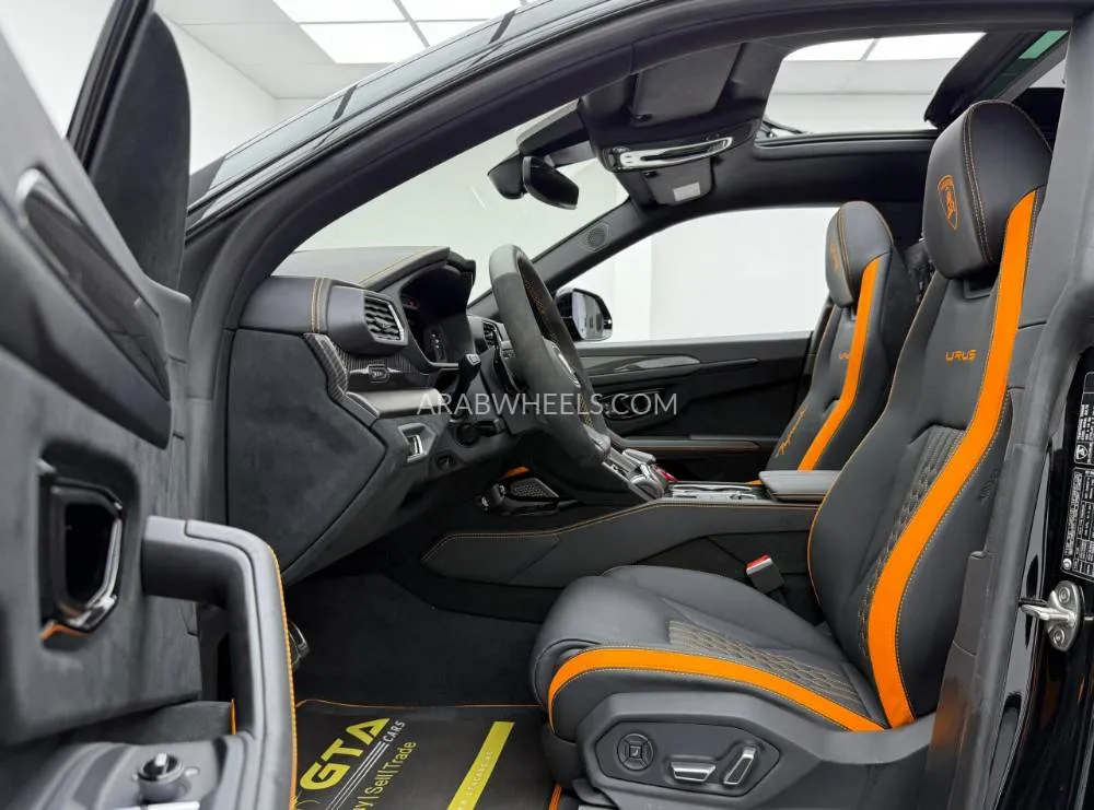 Lamborghini Urus 2024 for Sale in Dubai Image-14