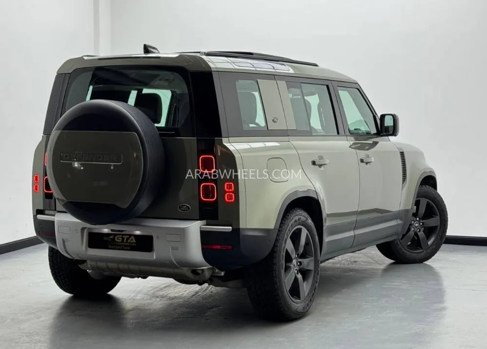 Land Rover Defender 2022 for Sale in Dubai Image-4