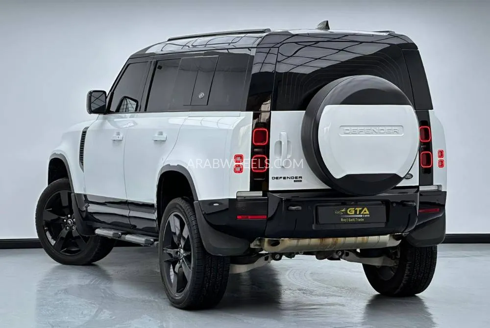 Land Rover Defender 2023 for Sale in Dubai Image-6