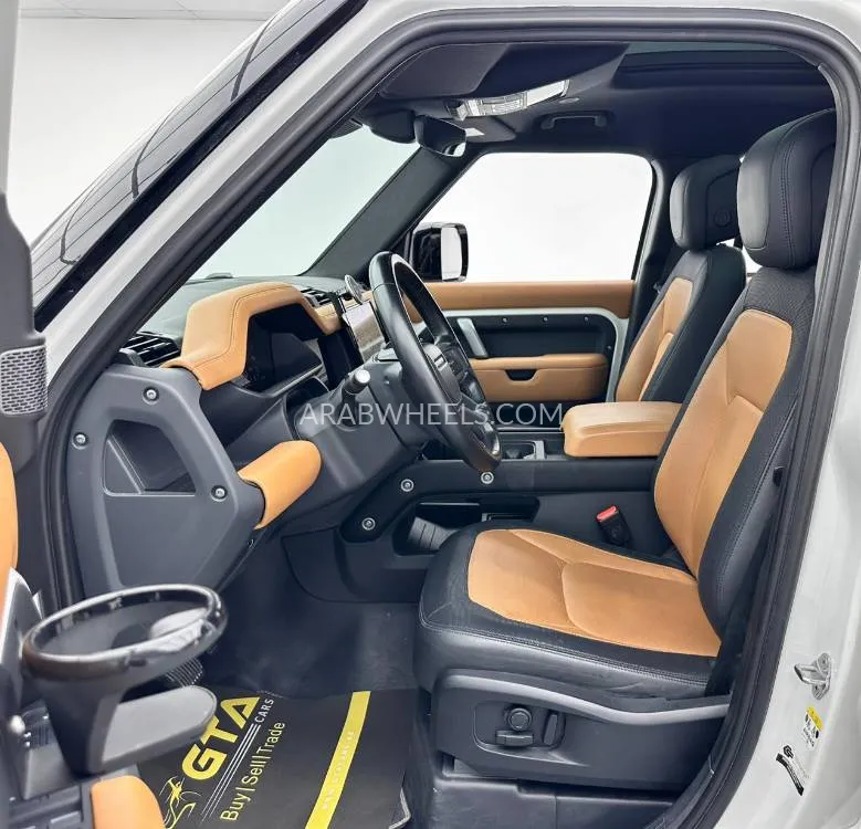 Land Rover Defender 2023 for Sale in Dubai Image-15