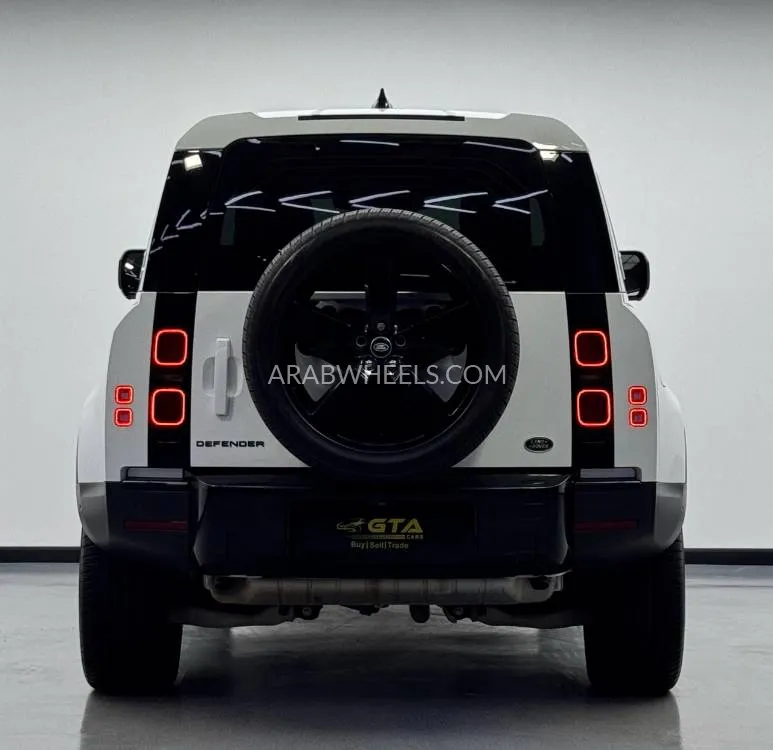 لاند روفر ديفندر 2023 for Sale in دبي Image-5