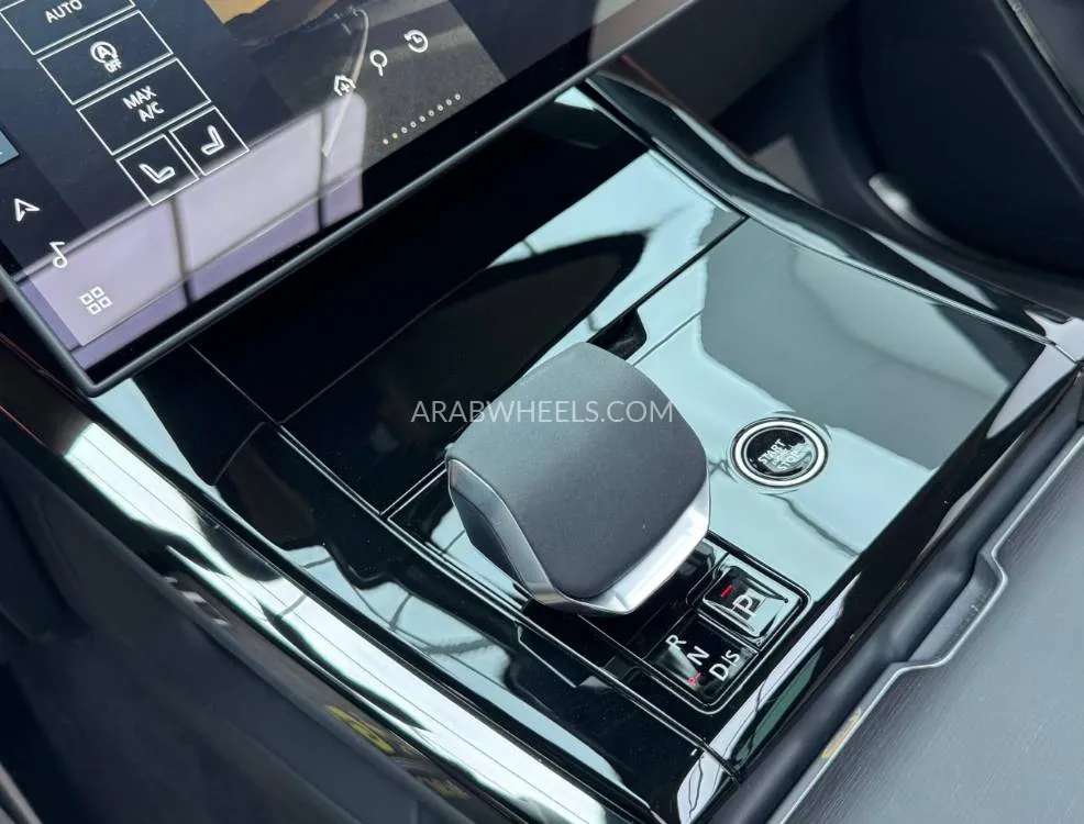 لاند روفر رينج روفر سبورت 2024 for Sale in دبي Image-13