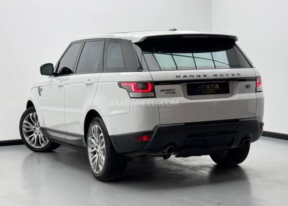 Land Rover Range Rover Sport 2015 for Sale in Dubai Image-6