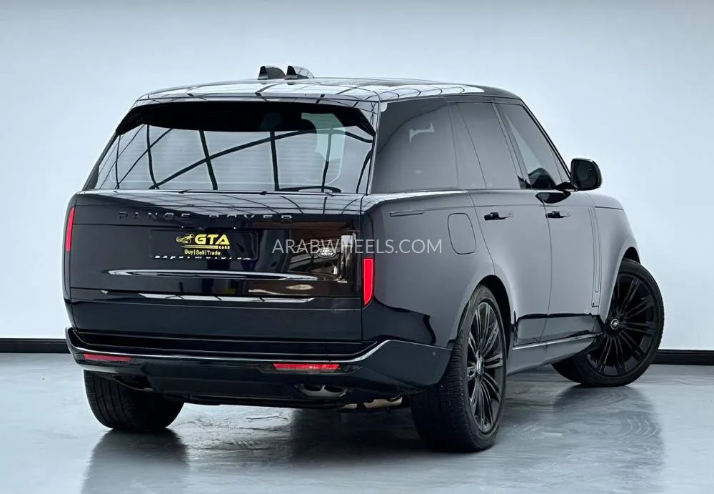 Land Rover Range Rover 2023 for Sale in Dubai Image-4