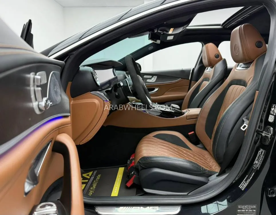 مرسيدس بنز AMG جي تي 2019 for Sale in دبي Image-14