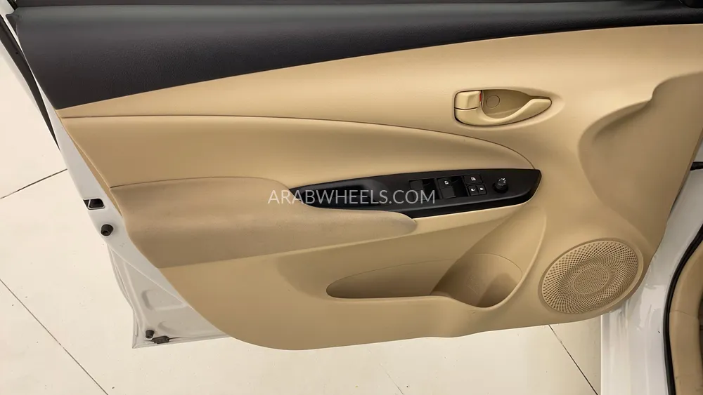 تويوتا يارس 2022 for Sale in دبي Image-17