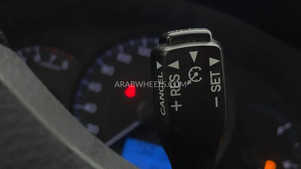 تويوتا يارس 2022 for Sale in دبي Image-18