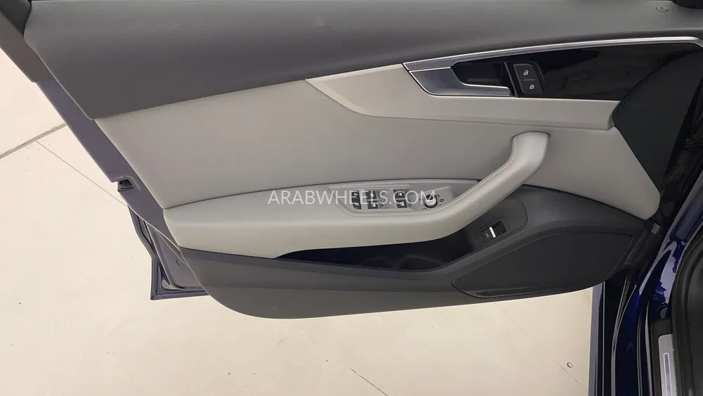 Audi A4 2023 for Sale in Dubai Image-19