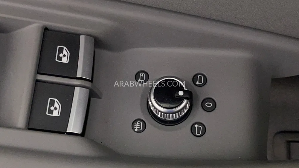 Audi A4 2023 for Sale in Dubai Image-42