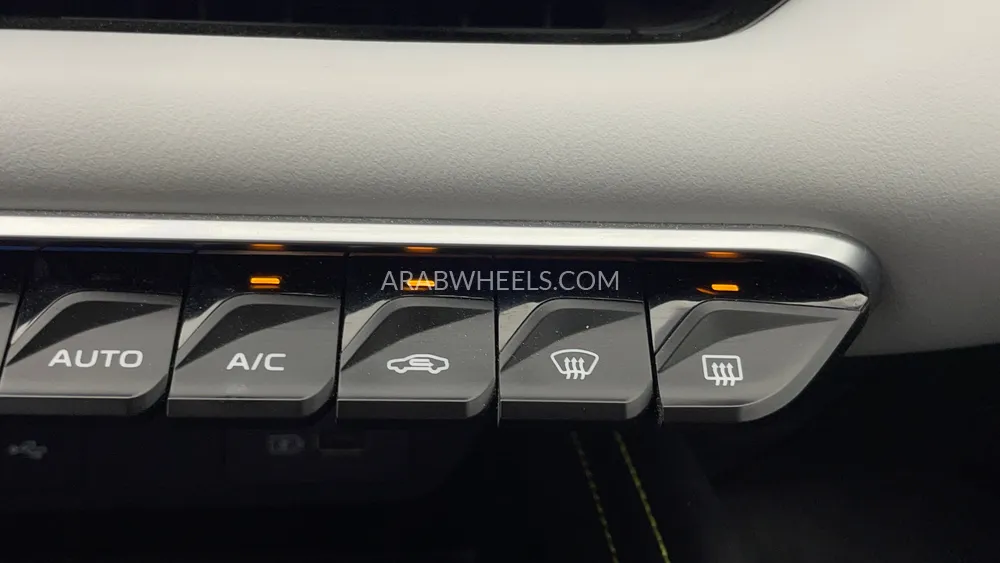 Geely Coolray 2025 for Sale in Dubai Image-39