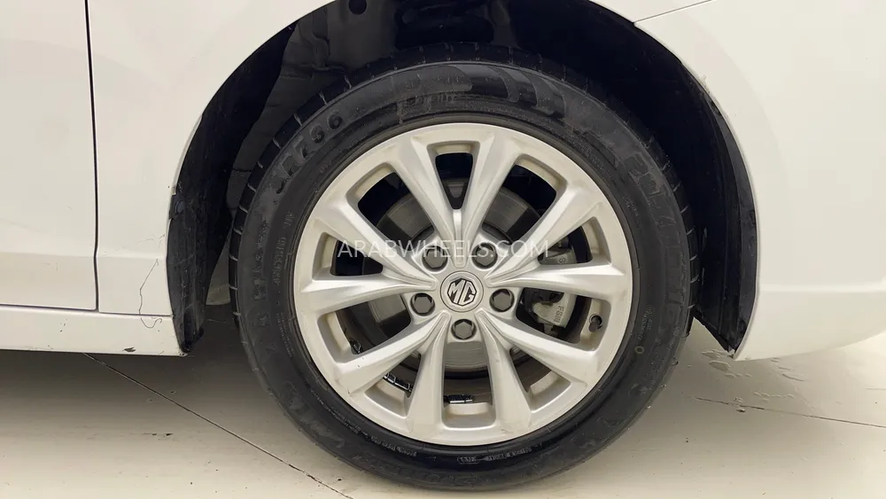 MG 5 2023 for Sale in Dubai Image-10