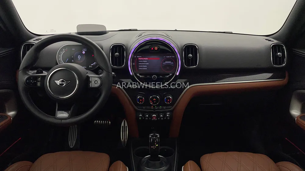 ميني كانتريمان 2023 for Sale in دبي Image-12