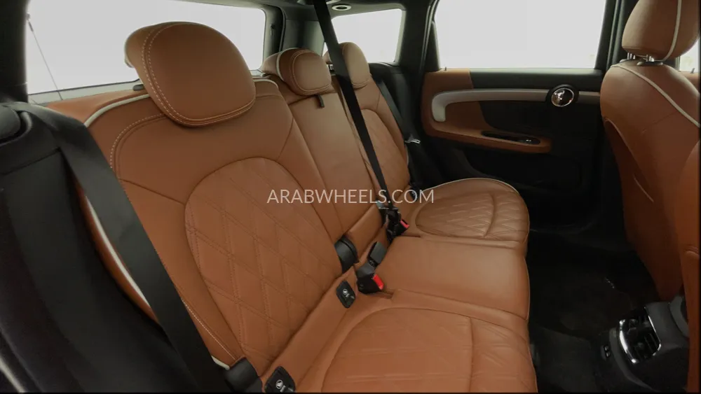 ميني كانتريمان 2023 for Sale in دبي Image-27