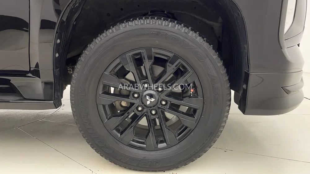 ميتسوبيشي مونتيرو سبورت 2022 for Sale in دبي Image-10