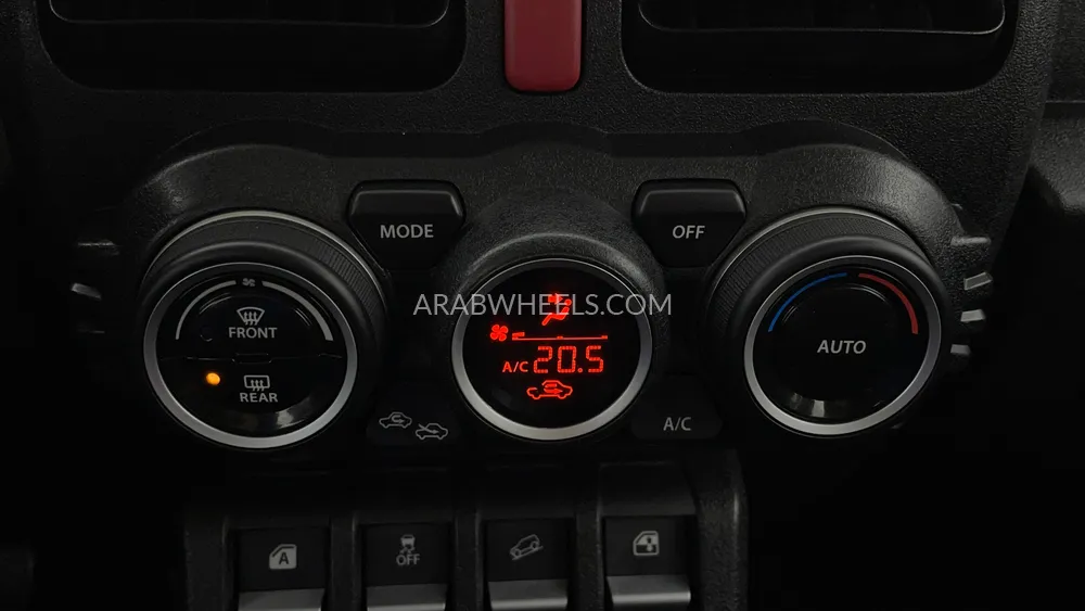 سوزوكي جيمني 2024 for Sale in دبي Image-40