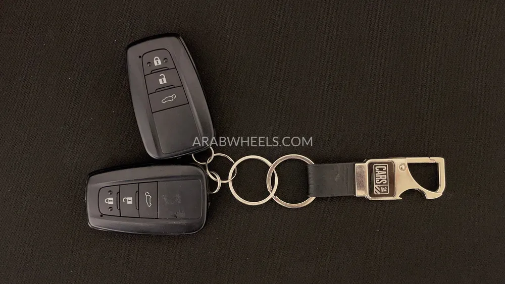 Toyota Highlander 2023 for Sale in Dubai Image-29