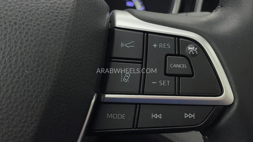 Toyota Highlander 2023 for Sale in Dubai Image-46