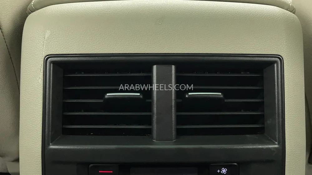 Volkswagen Teramont 2022 for Sale in Dubai Image-27