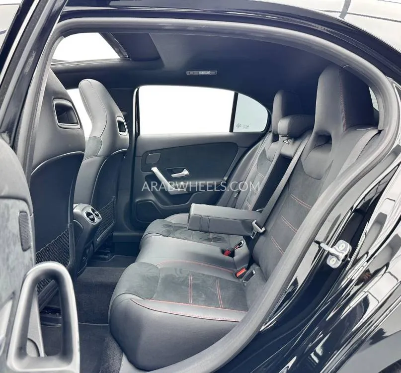 مرسيدس بنز كلاس A 2024 for Sale in دبي Image-18