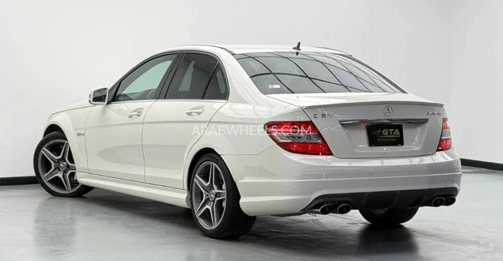 Mercedes Benz C Class 2010 for Sale in Dubai Image-4