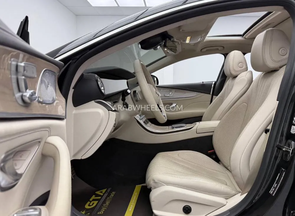 مرسيدس بنز CLS Class 2023 for Sale in دبي Image-8