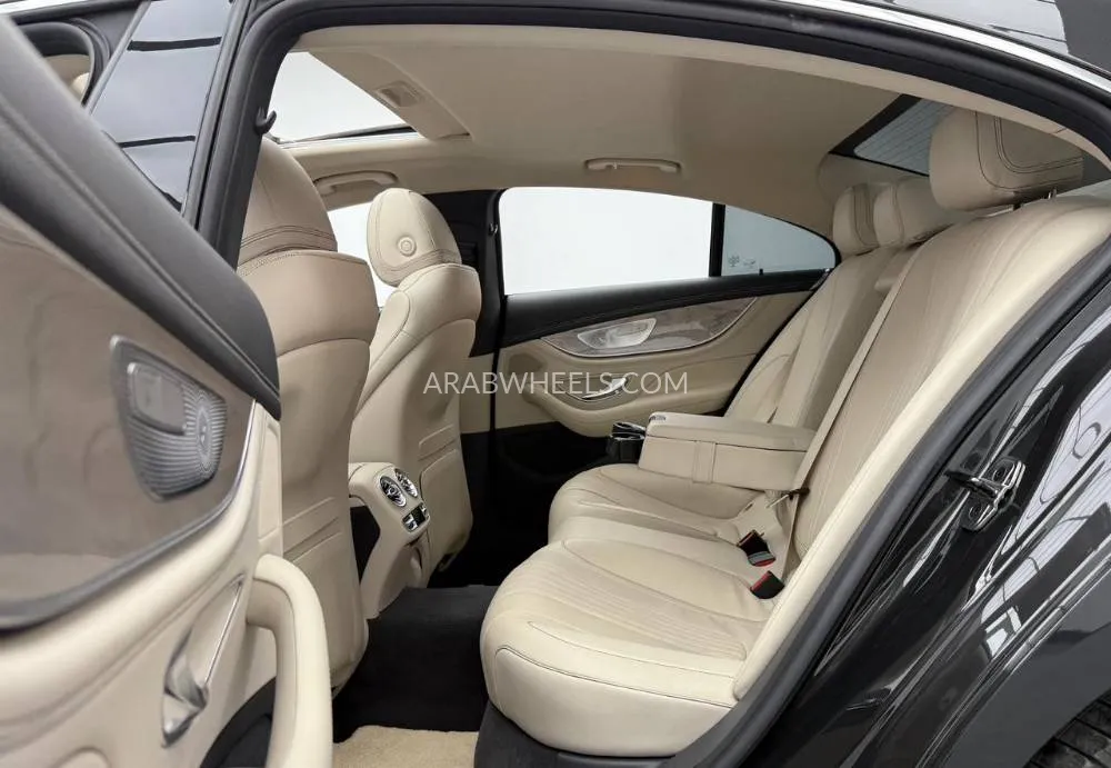 مرسيدس بنز CLS Class 2023 for Sale in دبي Image-16