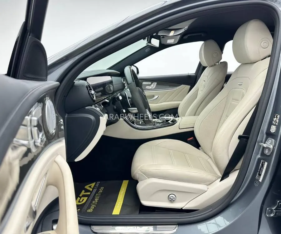 Mercedes Benz E Class 2018 for Sale in Dubai Image-14