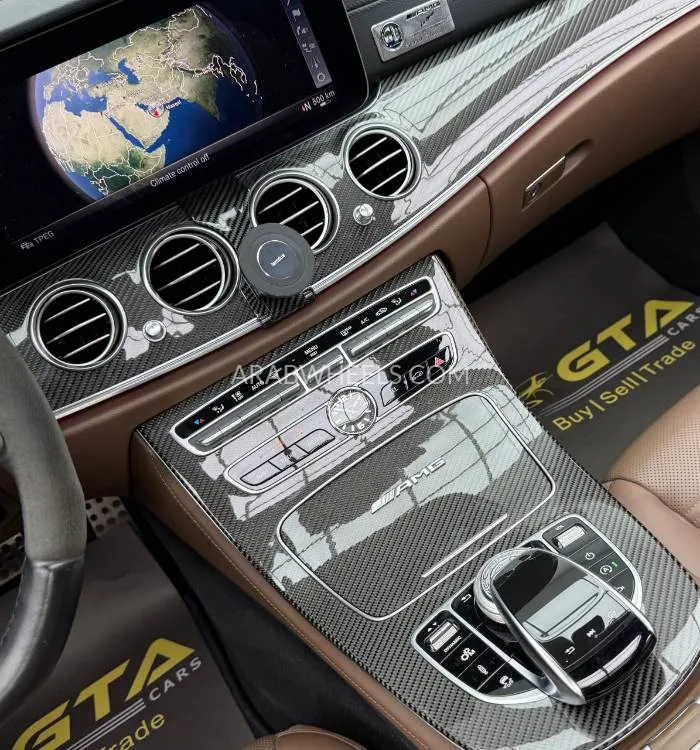 Mercedes Benz E Class 2019 for Sale in Dubai Image-18