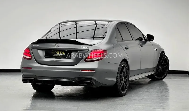 Mercedes Benz E Class 2020 for Sale in Dubai Image-6