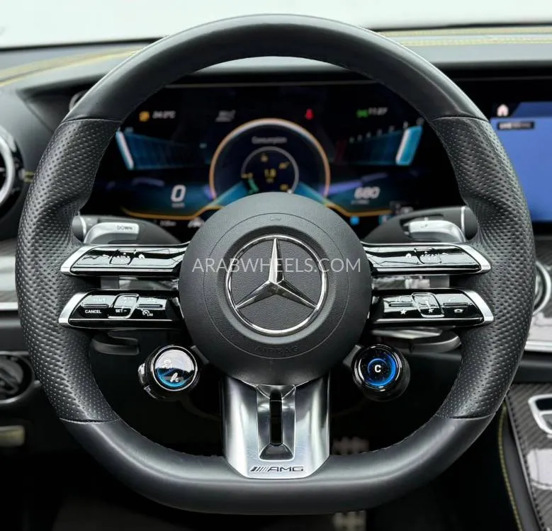 Mercedes Benz E Class 2022 for Sale in Dubai Image-2