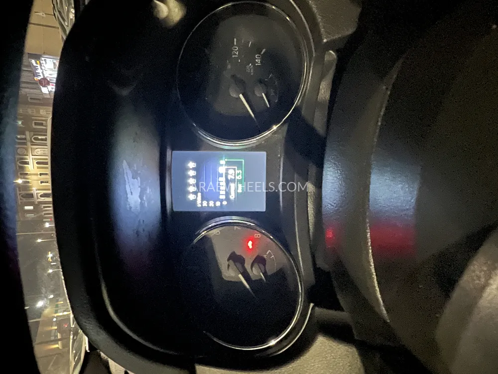 نيسان روج 2017 for Sale in دبي Image-9