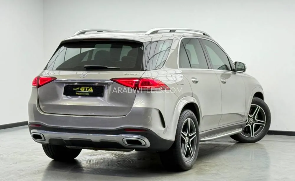 Mercedes Benz GLE Class 2022 for Sale in Dubai Image-4