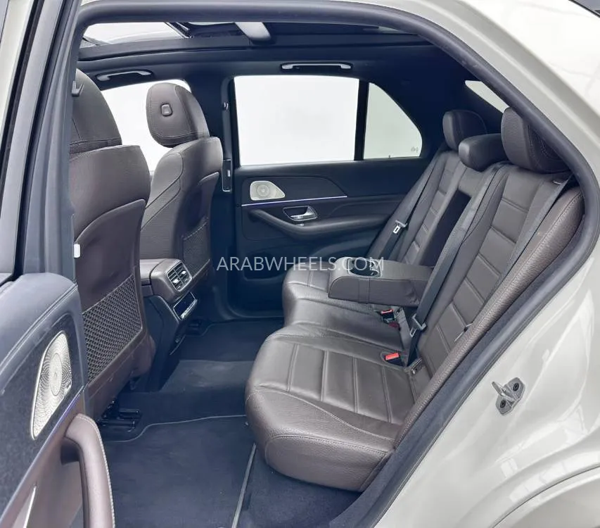 Mercedes Benz GLE Class 2022 for Sale in Dubai Image-18