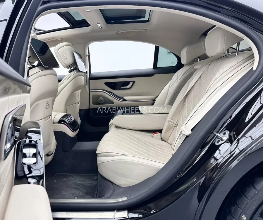 Mercedes Benz CLS Class 2023 for Sale in Dubai Image-6