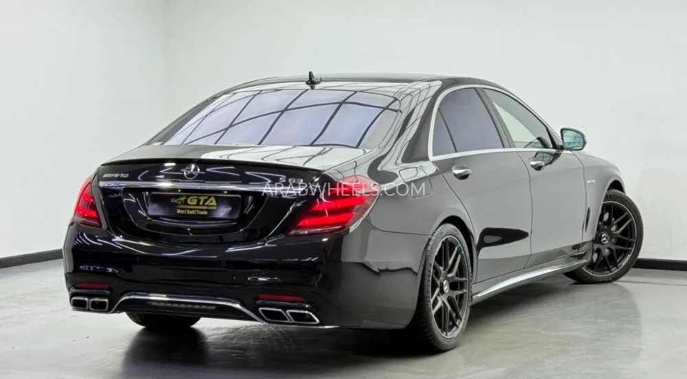 Mercedes Benz CLS Class 2018 for Sale in Dubai Image-4