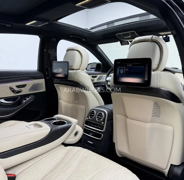 Mercedes Benz CLS Class 2018 for Sale in Dubai Image-16