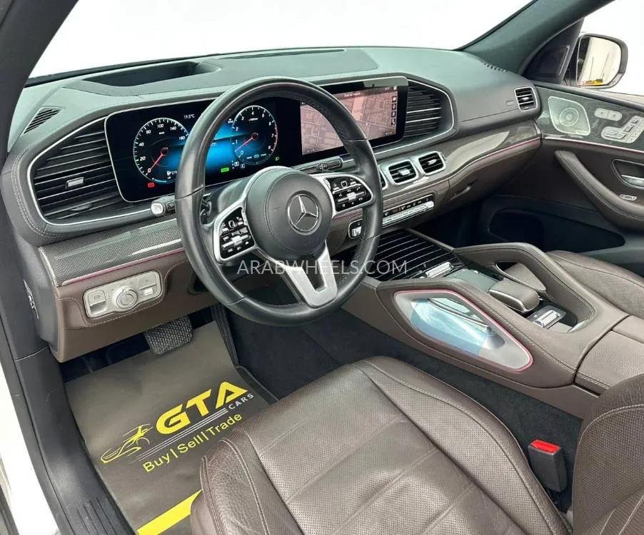 Mercedes Benz GLE Class 2023 for Sale in Dubai Image-9