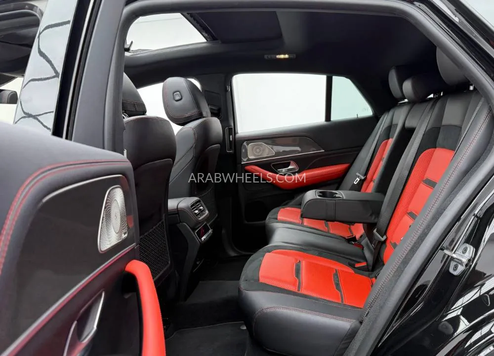 مرسيدس بنز GLE Class 2022 for Sale in دبي Image-17