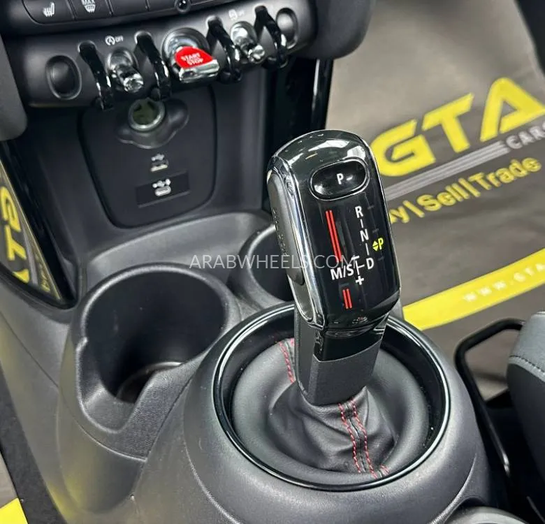 Mini Cooper 2021 for Sale in Dubai Image-13