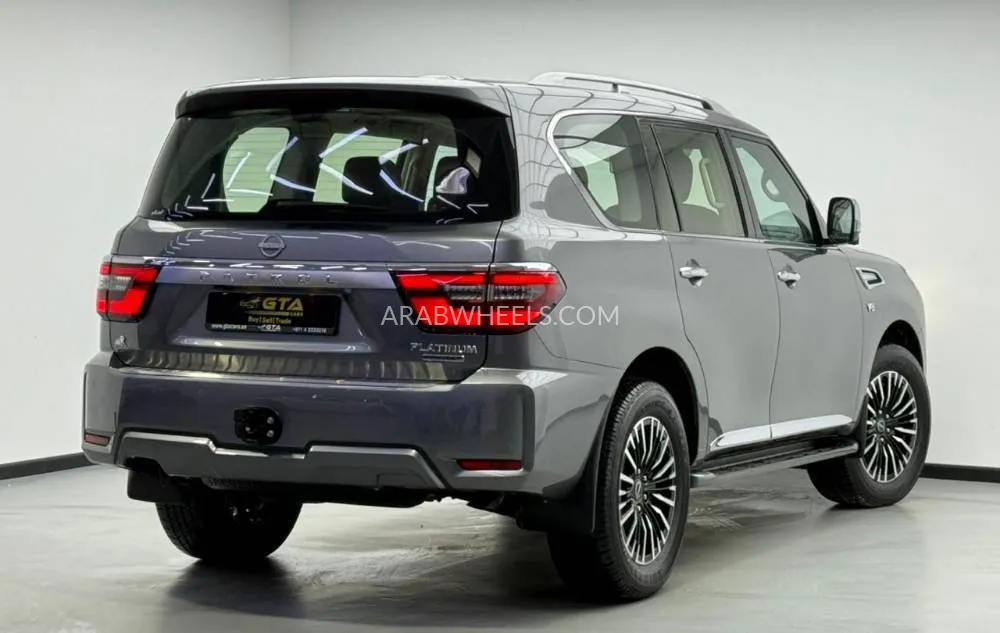 Nissan Patrol 2024 for Sale in Dubai Image-4